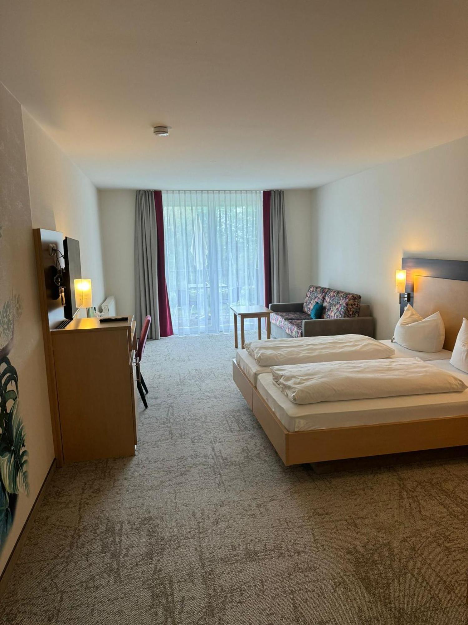 Hotel Rosmarin บอดมัน-ลุดวิกส์ฮาเฟิน ภายนอก รูปภาพ